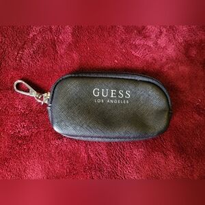 Guess pouch